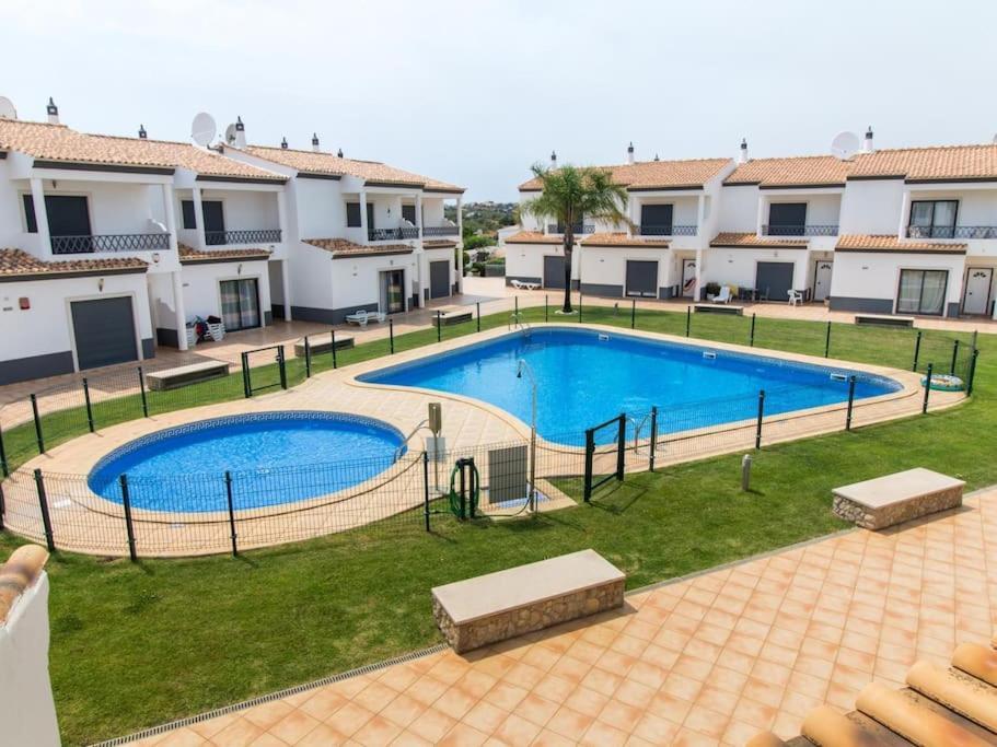 Magnolia O House - Pool View & Privat Garden & Garage Villa Albufeira Ngoại thất bức ảnh
